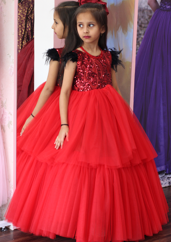 Young girl wearing a red dress - Fashion Designer in Pune